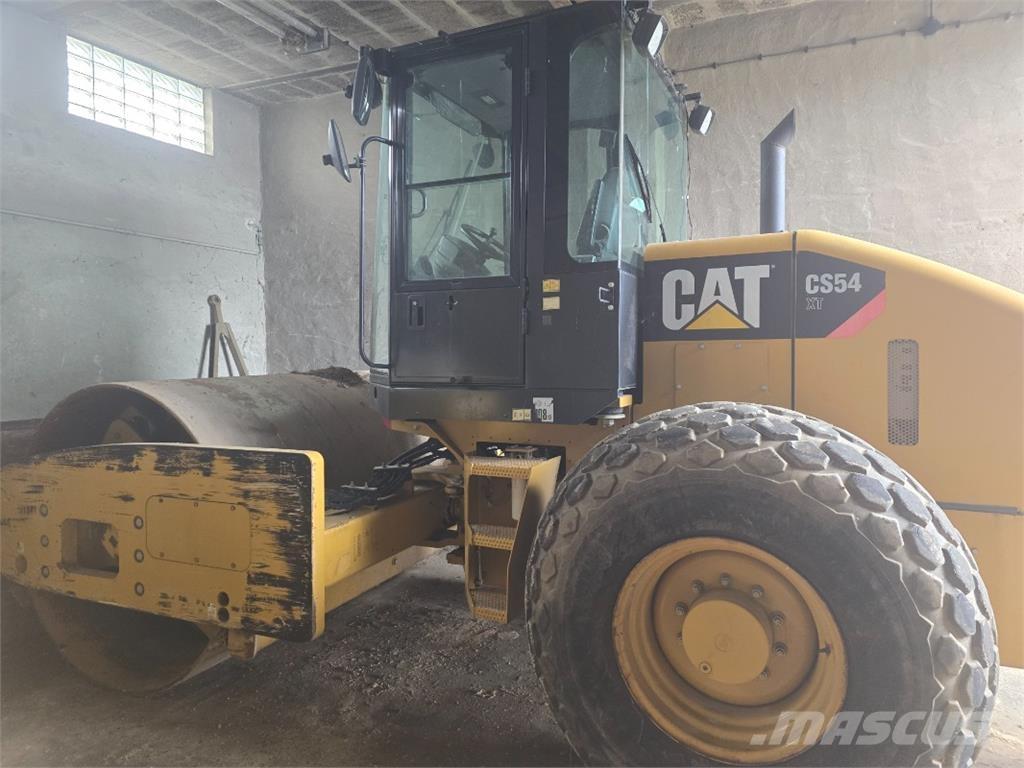CAT Walze CS 54X Sonstige Landmaschinen