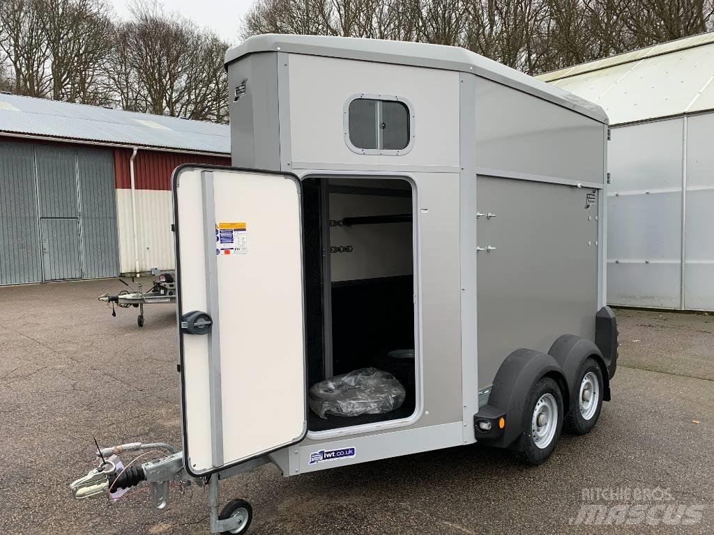 Ifor Williams HB403 Viehtransportanhänger