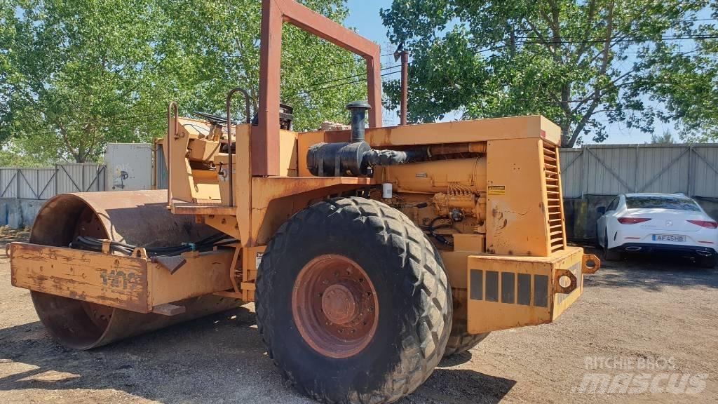 Vibromax 1102 Walzenzüge