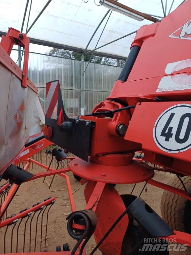 Kuhn GF 13012 Kreiselheuer/-wender