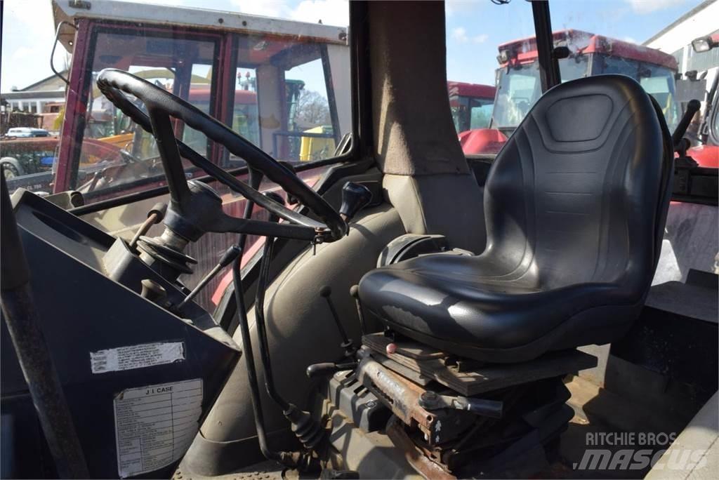 Case IH 844 XL Traktoren
