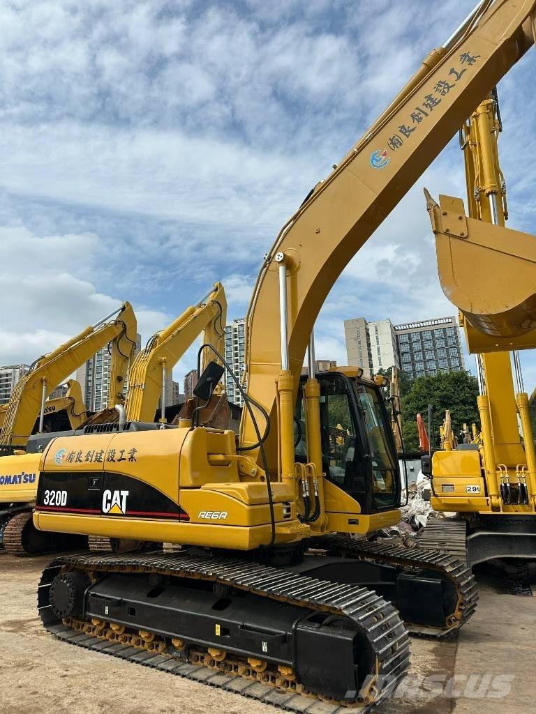 CAT CAT320D Midibagger  7t - 12t