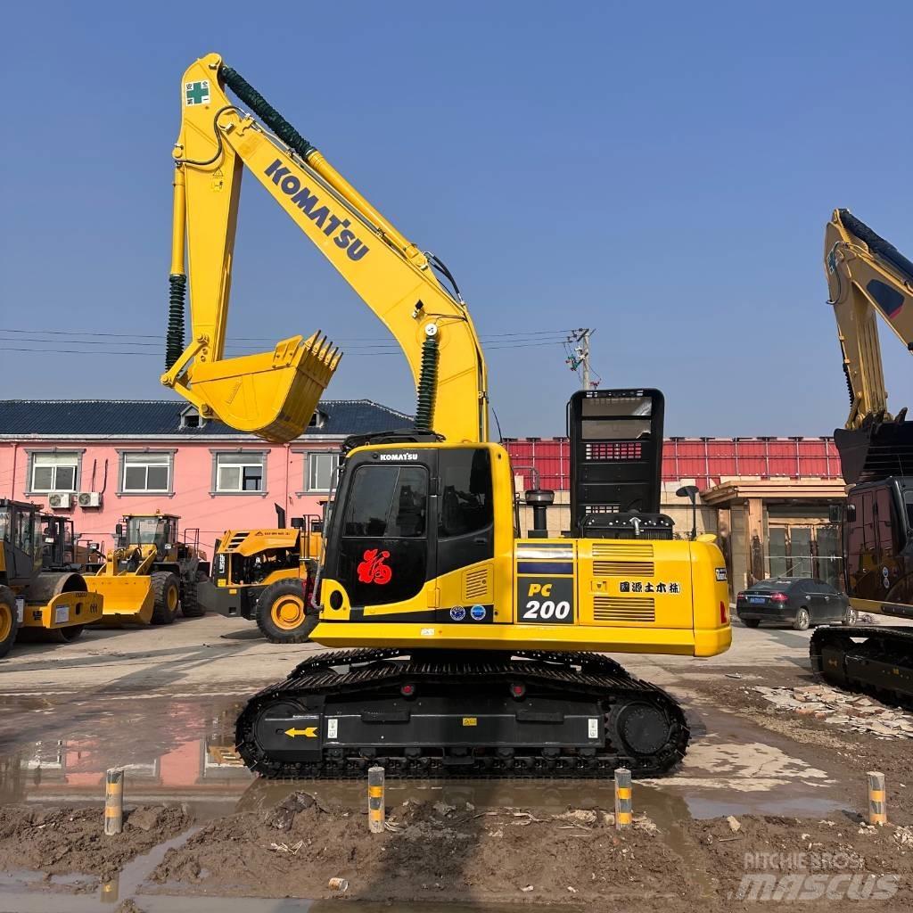 Komatsu PC 200-8 Raupenbagger