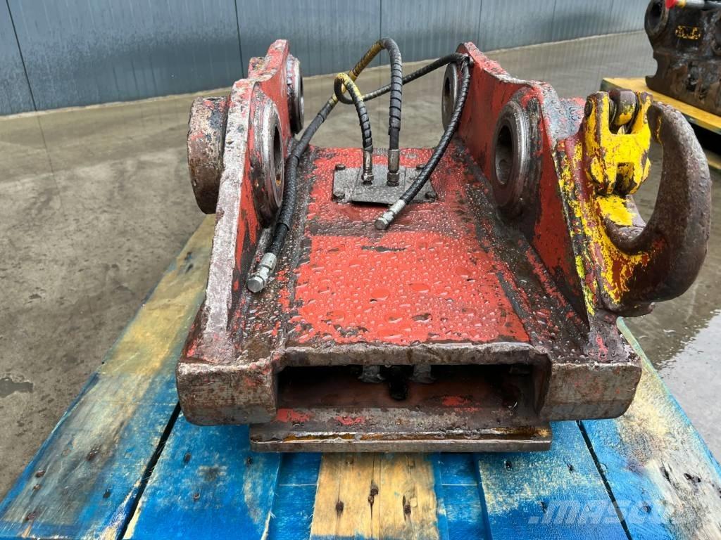 Engcon S70 - 323D Schnellwechsler