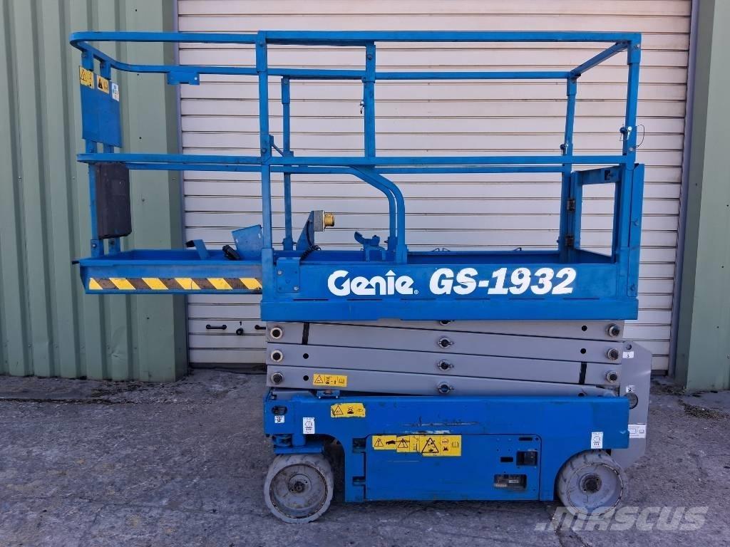 Genie GS 1932 Scheren-Arbeitsbühnen