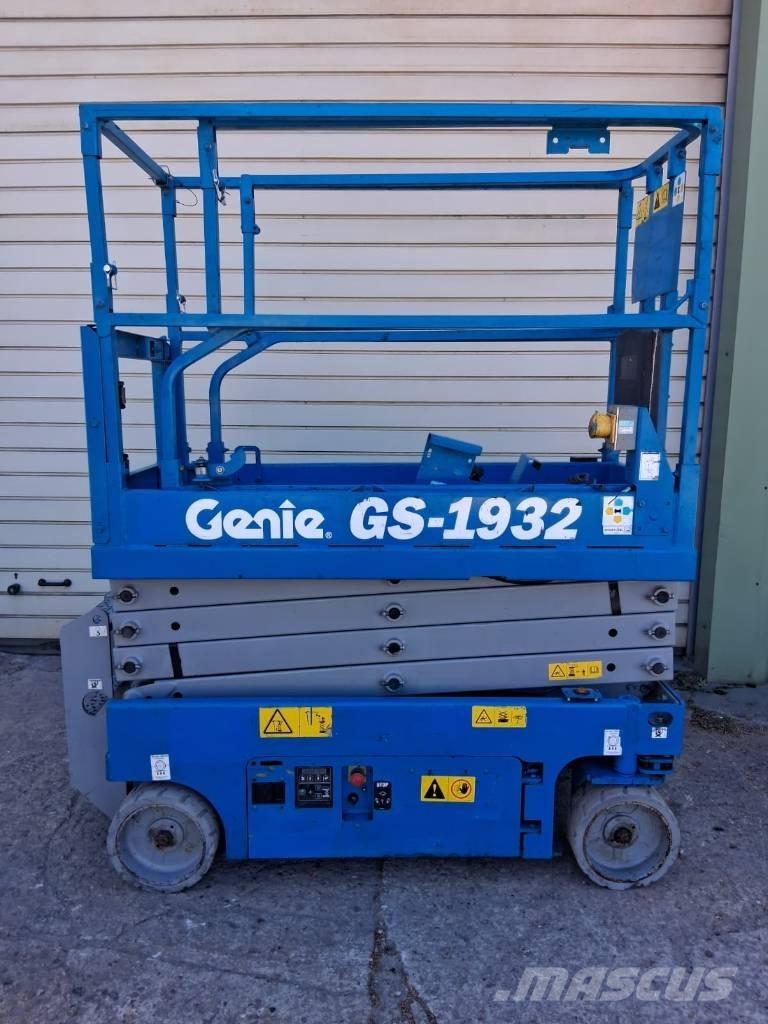 Genie GS 1932 Scheren-Arbeitsbühnen