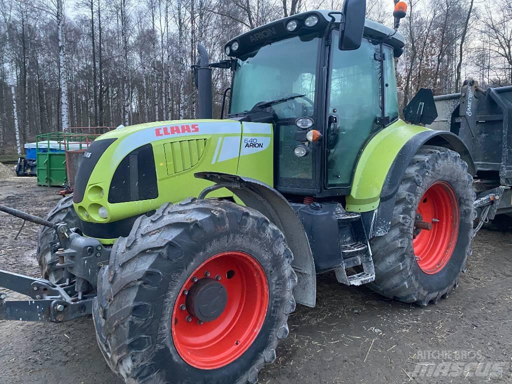 CLAAS Arion 640 Traktoren