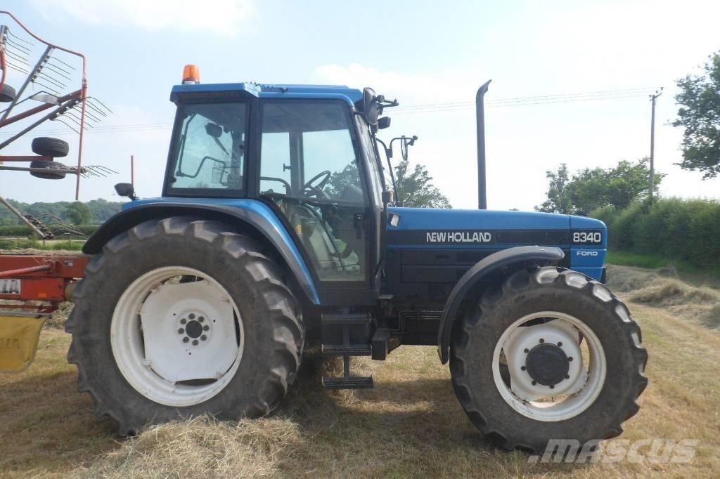 New Holland 8340 Traktoren