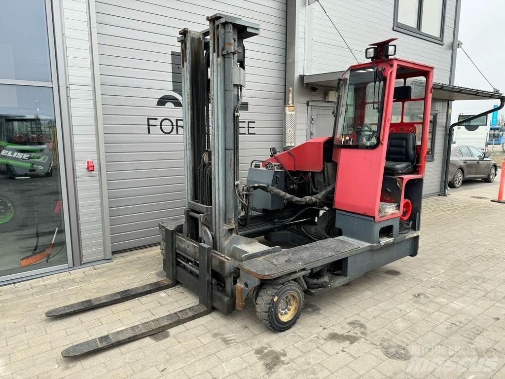 Combilift 4000 Seitenstapler