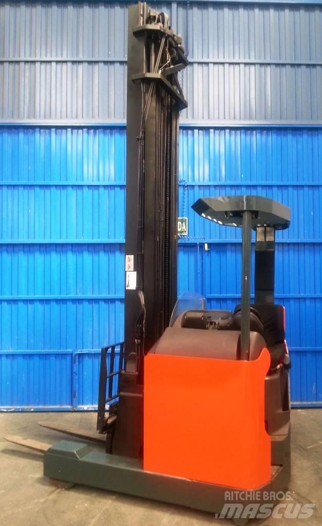 Toyota 7 FBRE 16 Schubmaststapler