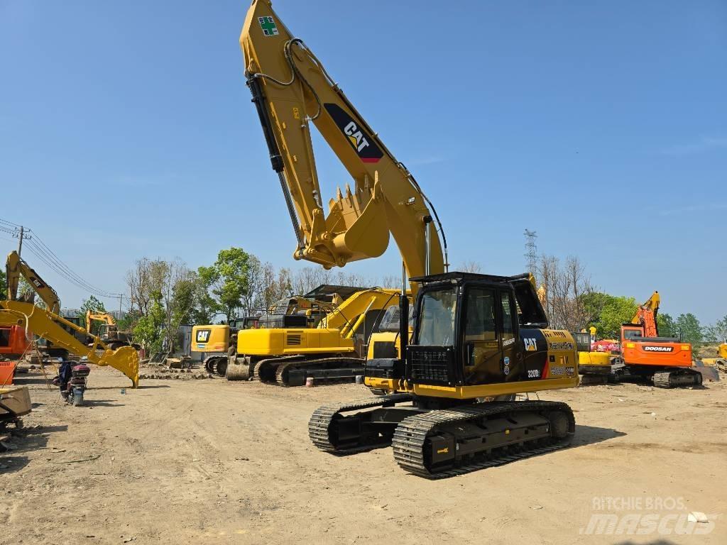 CAT 320D2 Raupenbagger