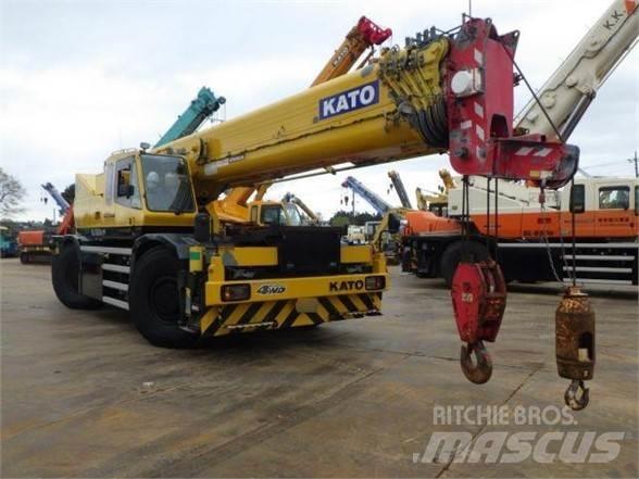 Kato KR65H Autokrane