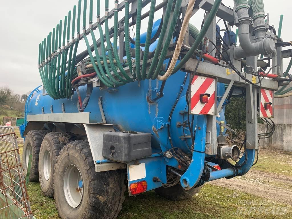 Domes OXY 22000 Gülletankwagen