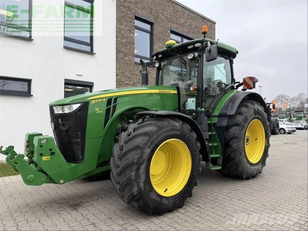 John Deere 8370 r Traktoren