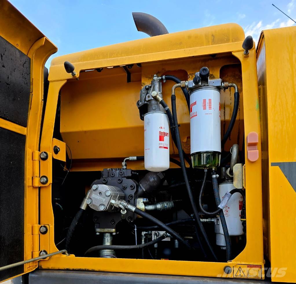 Volvo EW 140 C Mobilbagger