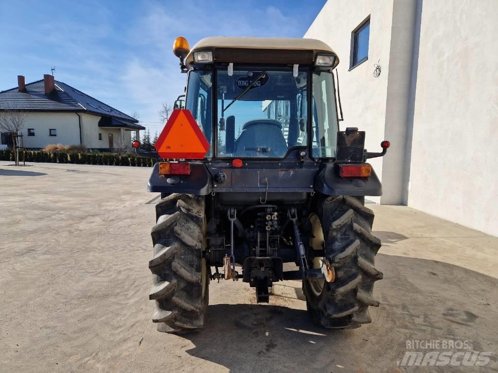TYM T431 P569 Traktoren