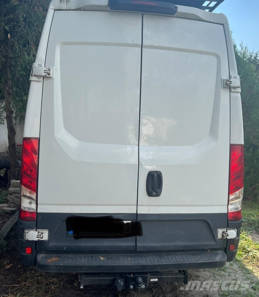 Iveco Daily 35S15 Lieferwagen