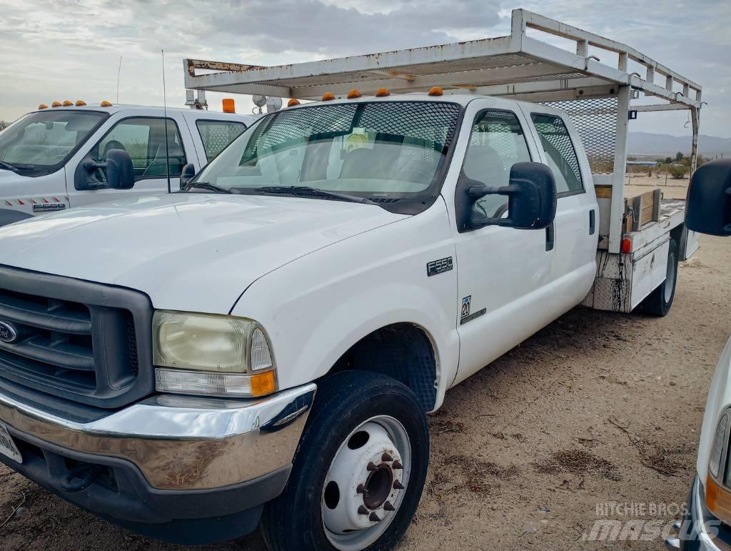 Ford F 550 XL SD Pritschenwagen/Pritschenwagen mit Seitenklappe