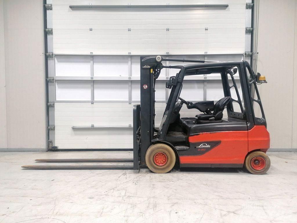 Linde E30L-01 Elektrostapler