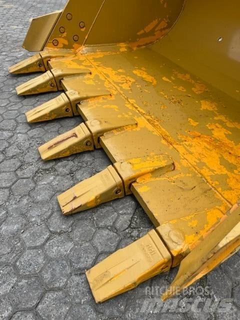 CAT 374 lre Bucket Schaufeln