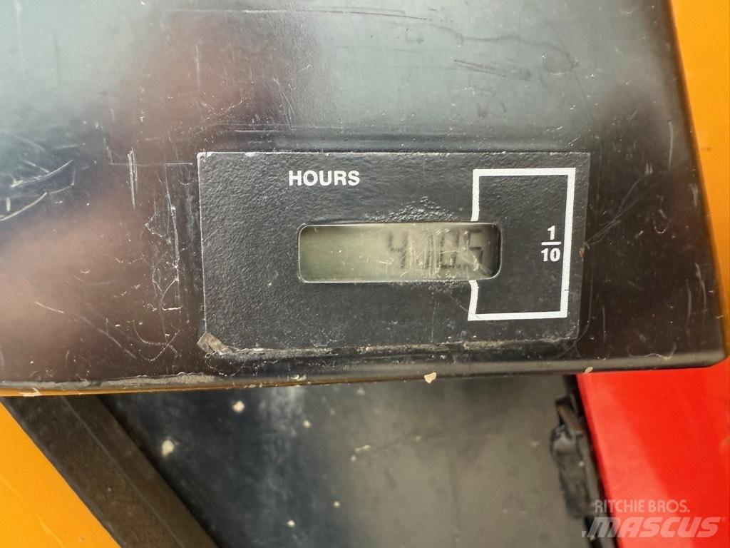 JCB HT D5 Raupendumper