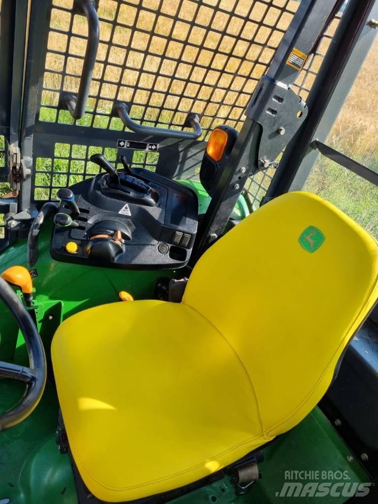 John Deere 5100 M Forsttraktoren
