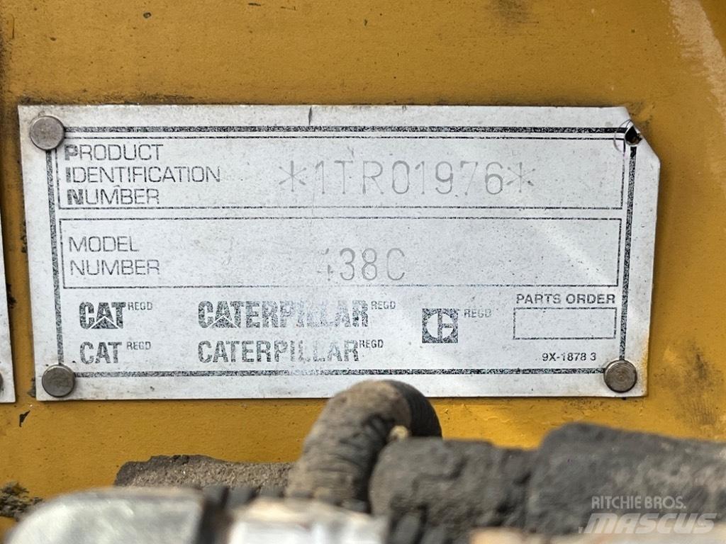 CAT 438 C Baggerlader
