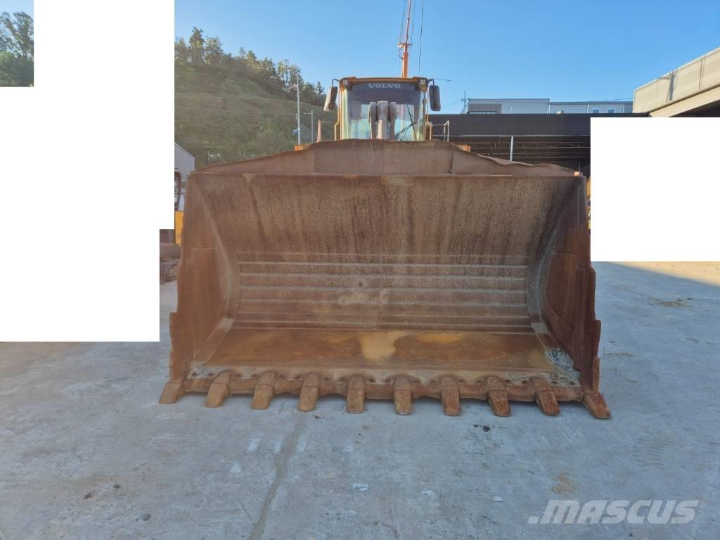 Volvo L 180 E Radlader