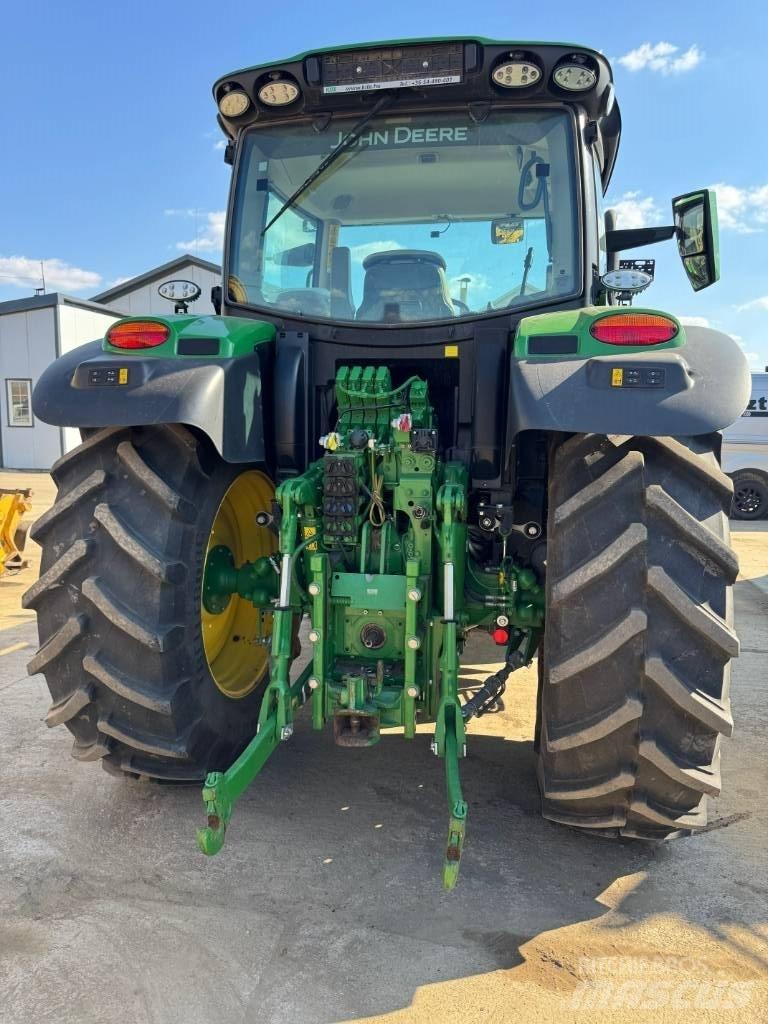  Jhon Deere 6R110 Traktoren