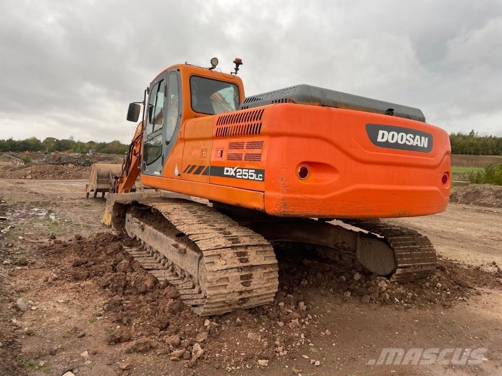 Doosan DX 255 LC Raupenbagger