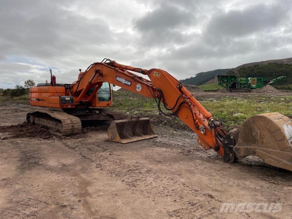 Doosan DX 255 LC Raupenbagger