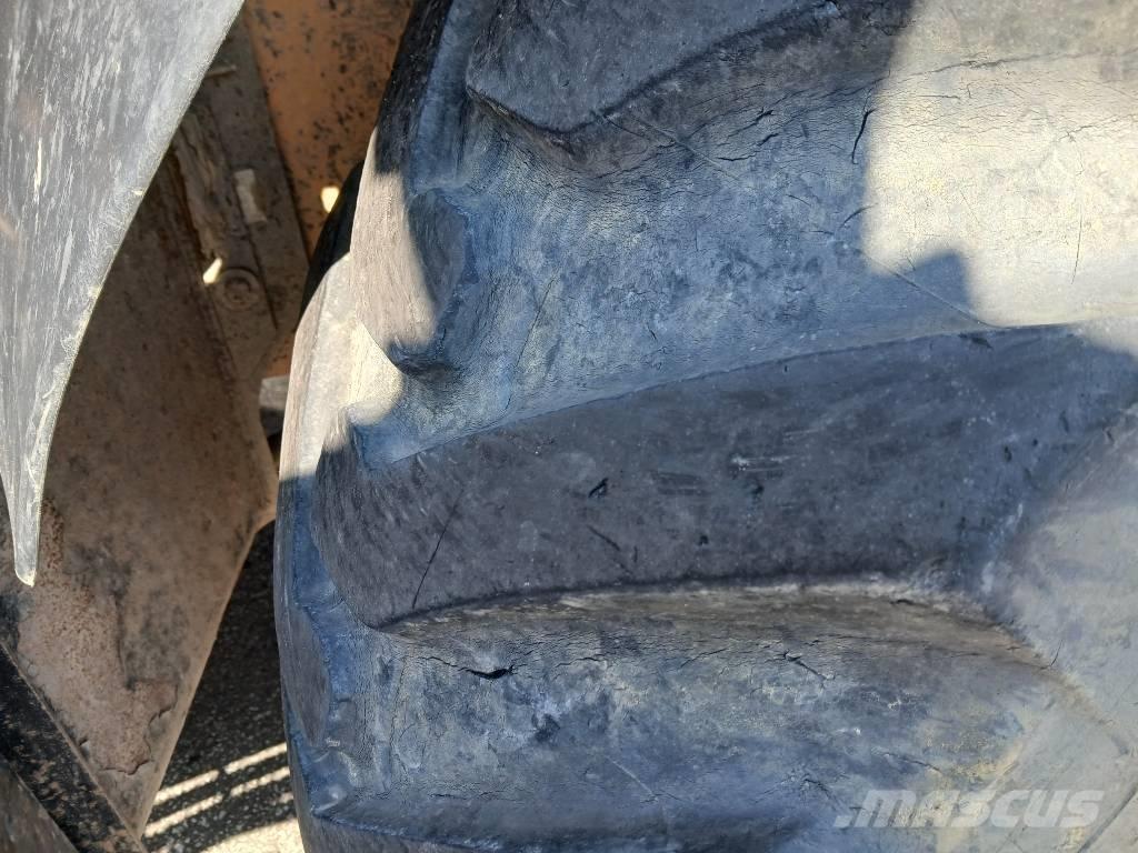 JCB 4 CX ProAEC Baggerlader