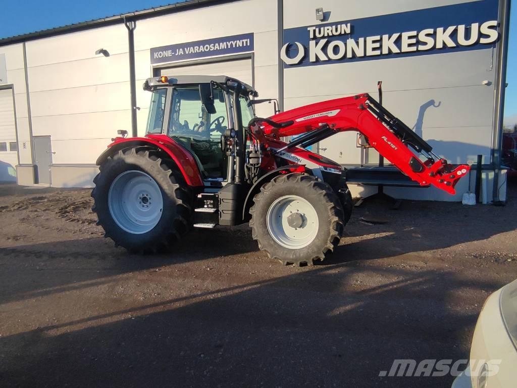 Massey Ferguson 5 S Traktoren