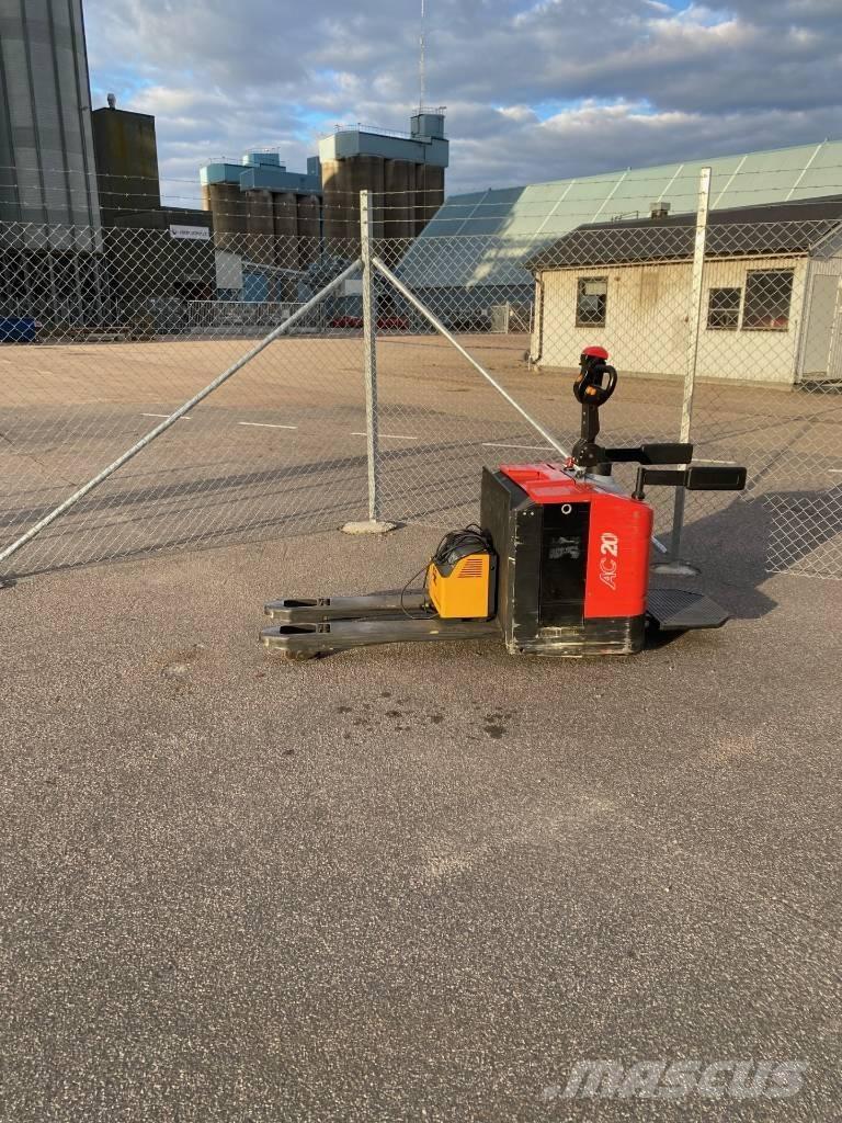 Heli CBD 20 Gabelstapler mit Fahrerstand