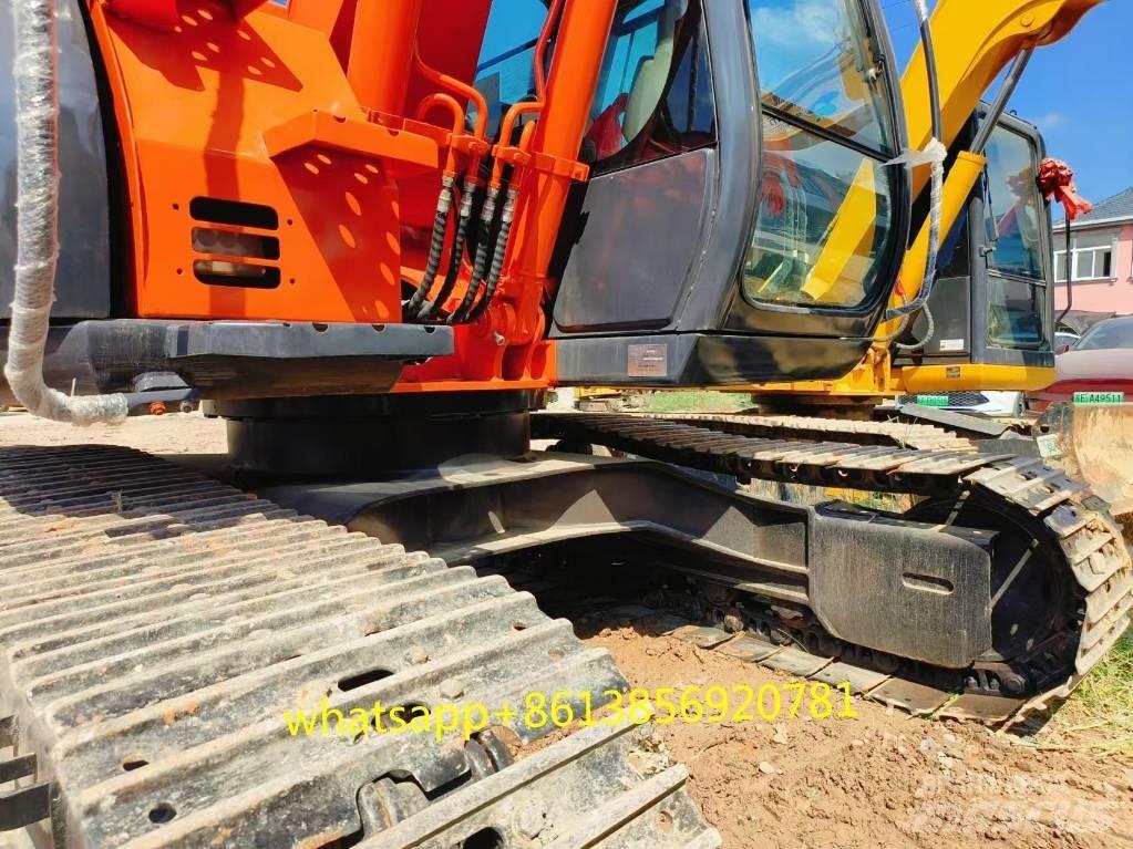 Hitachi ZX 135 US Raupenbagger