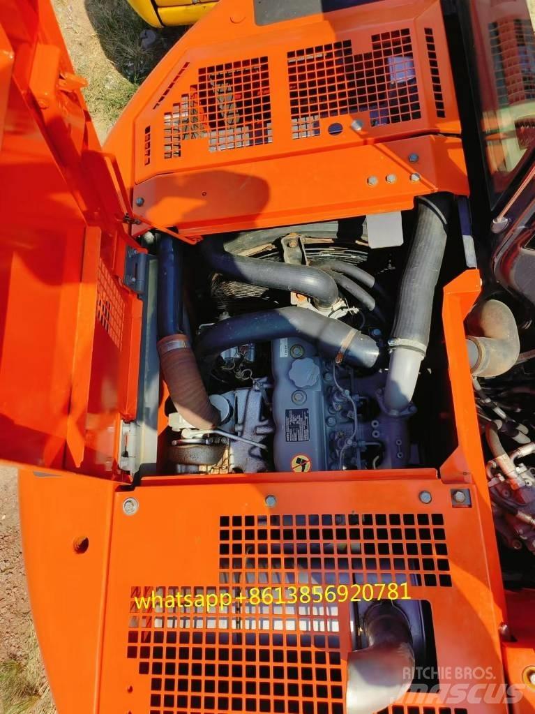 Hitachi ZX 135 US Raupenbagger
