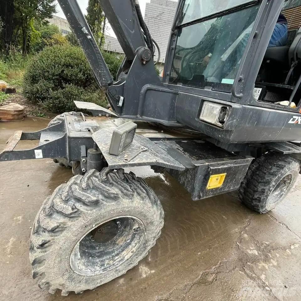Doosan DX60W Mobilbagger