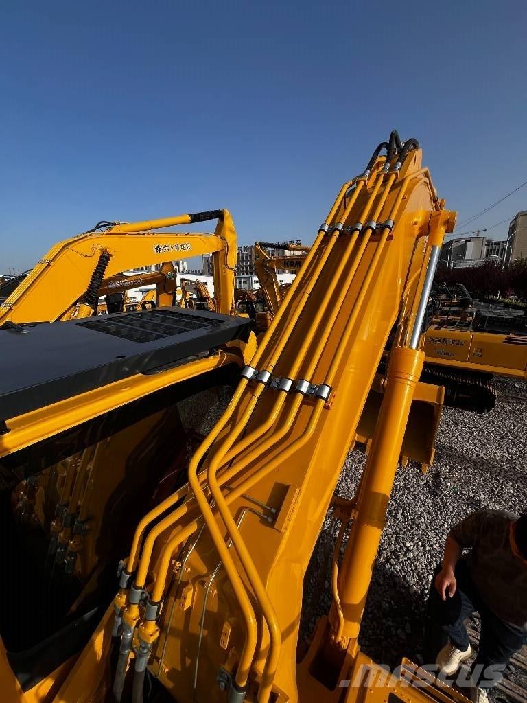 Komatsu PC450-8 Raupenbagger