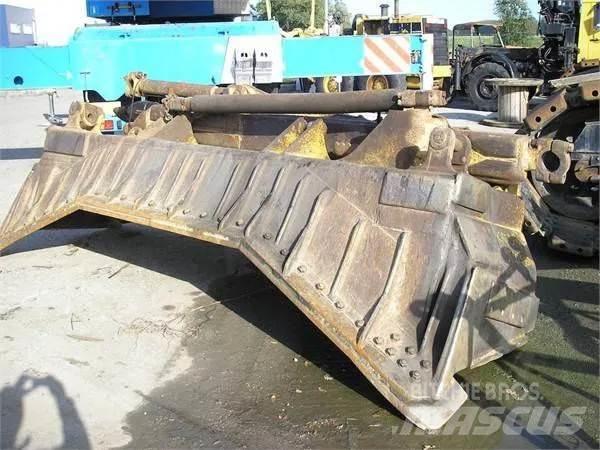 CAT D8N Bulldozer