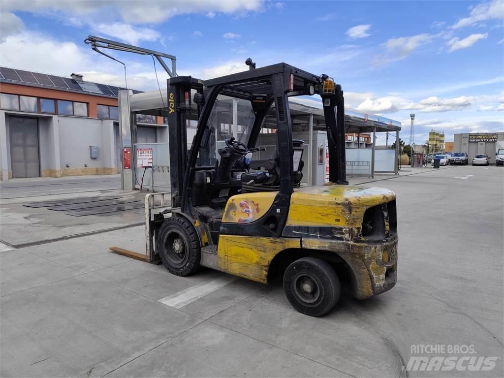 Yale GDP35VX Dieselstapler