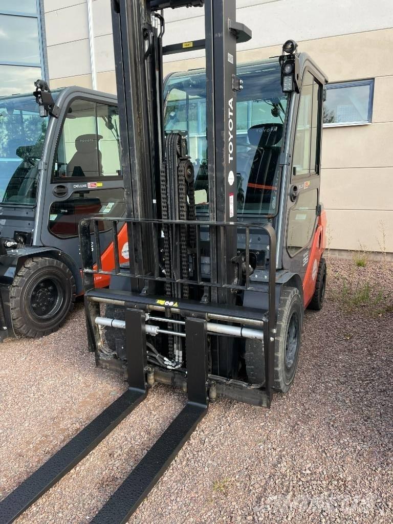Toyota 52-8FDJF35 Dieselstapler
