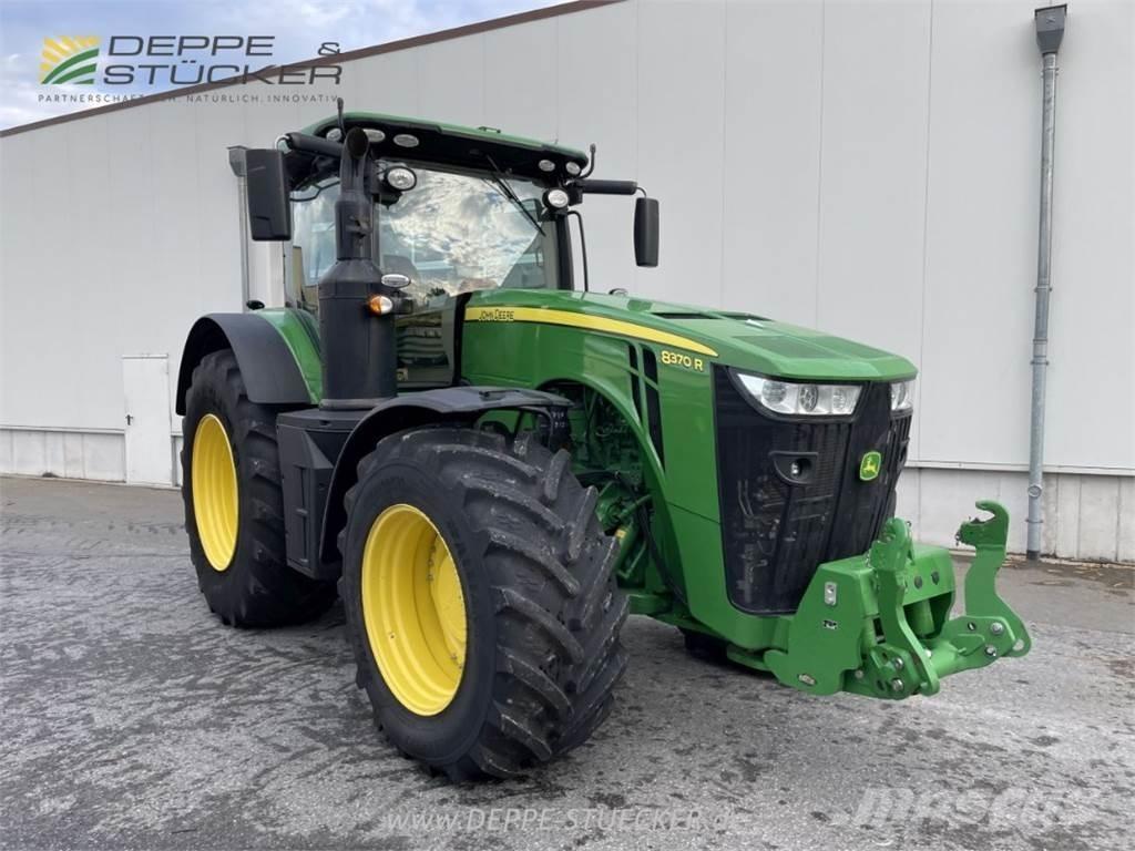 John Deere 8370R Traktoren