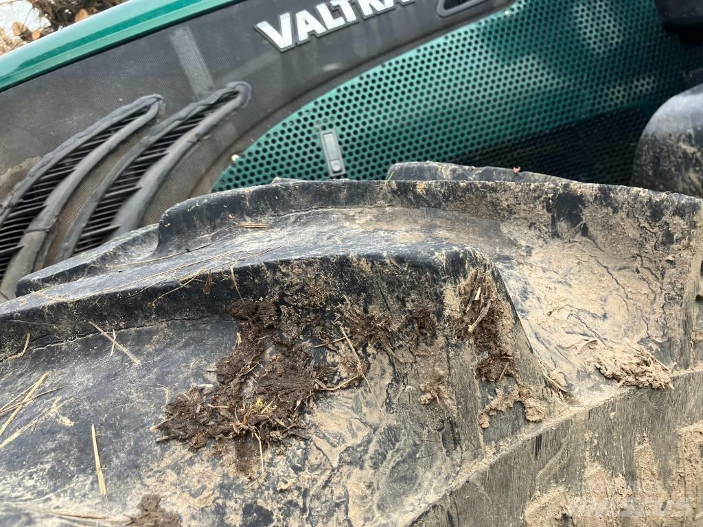 Valtra T 213 V Forsttraktoren