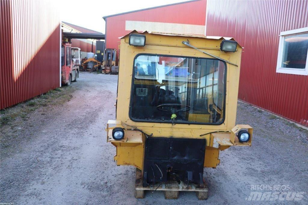 Lundberg 341 Kabinen