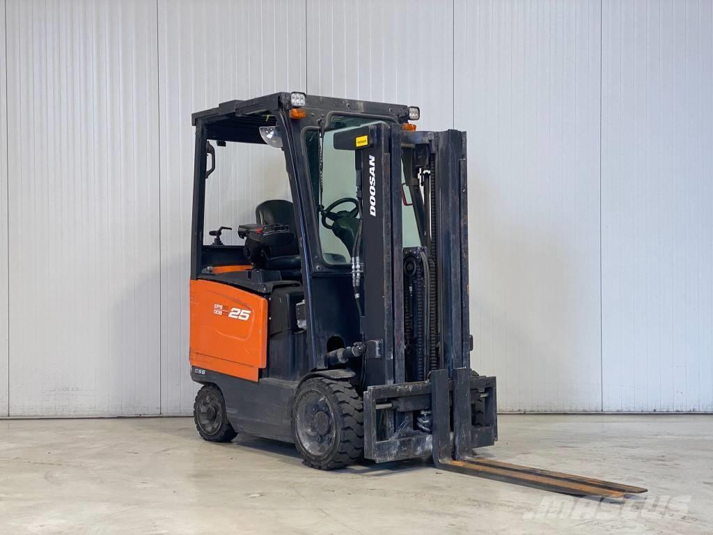 Doosan BC25S-7 Elektrostapler
