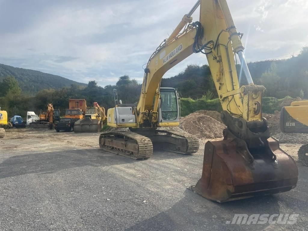 New Holland E 305 Raupenbagger