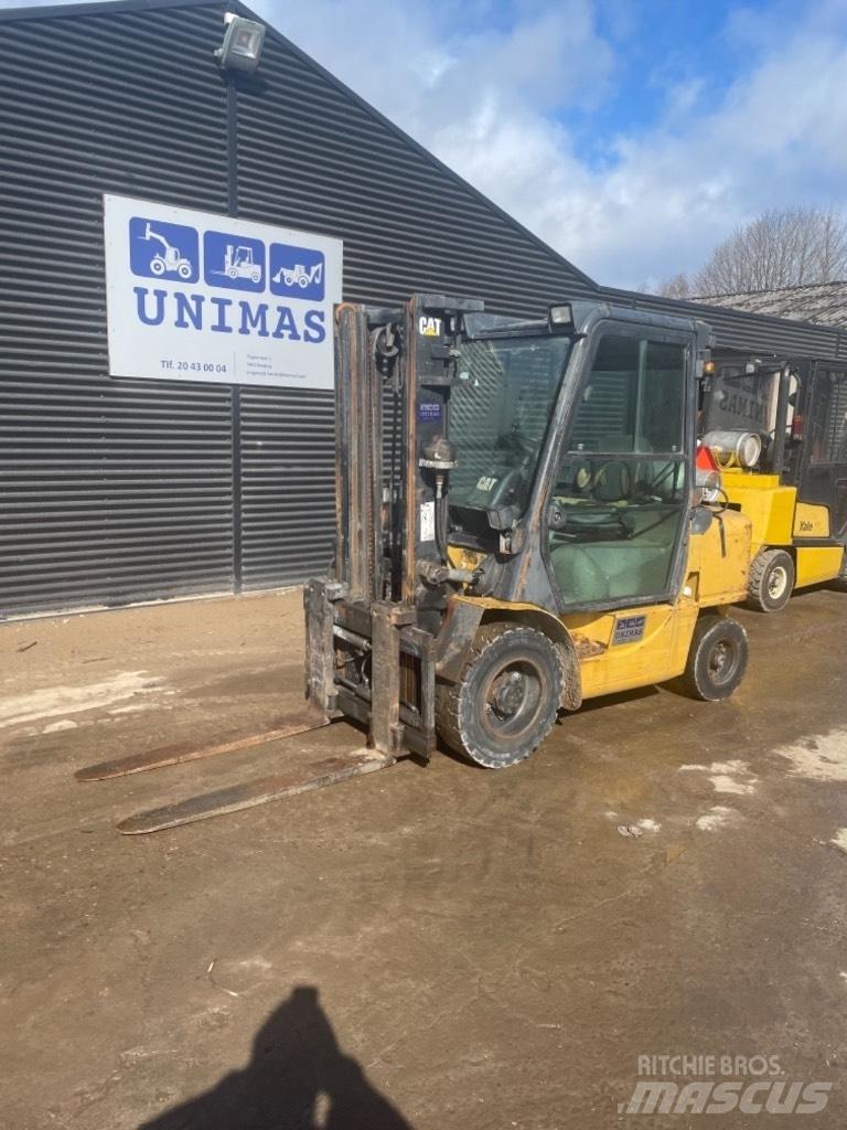 CAT GP 30 Gasstapler