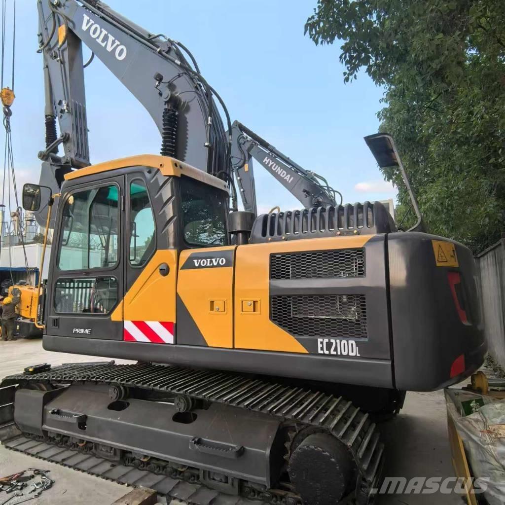 Volvo EC 210 D Midibagger  7t - 12t