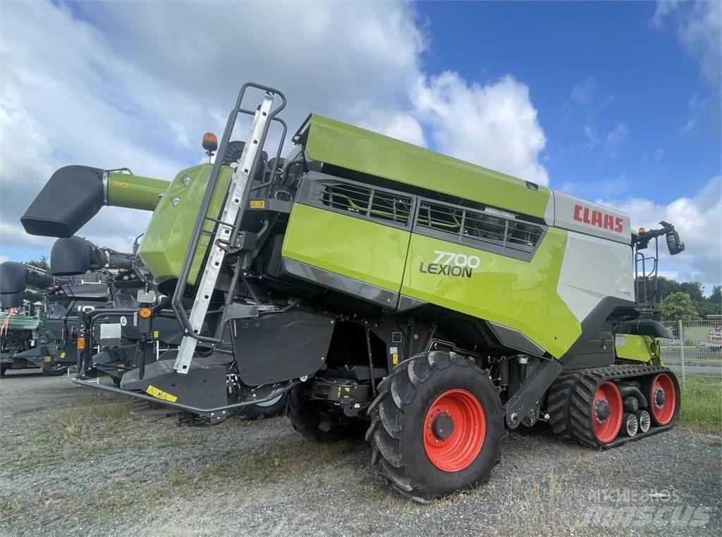 CLAAS 7700 TT Mähdrescher