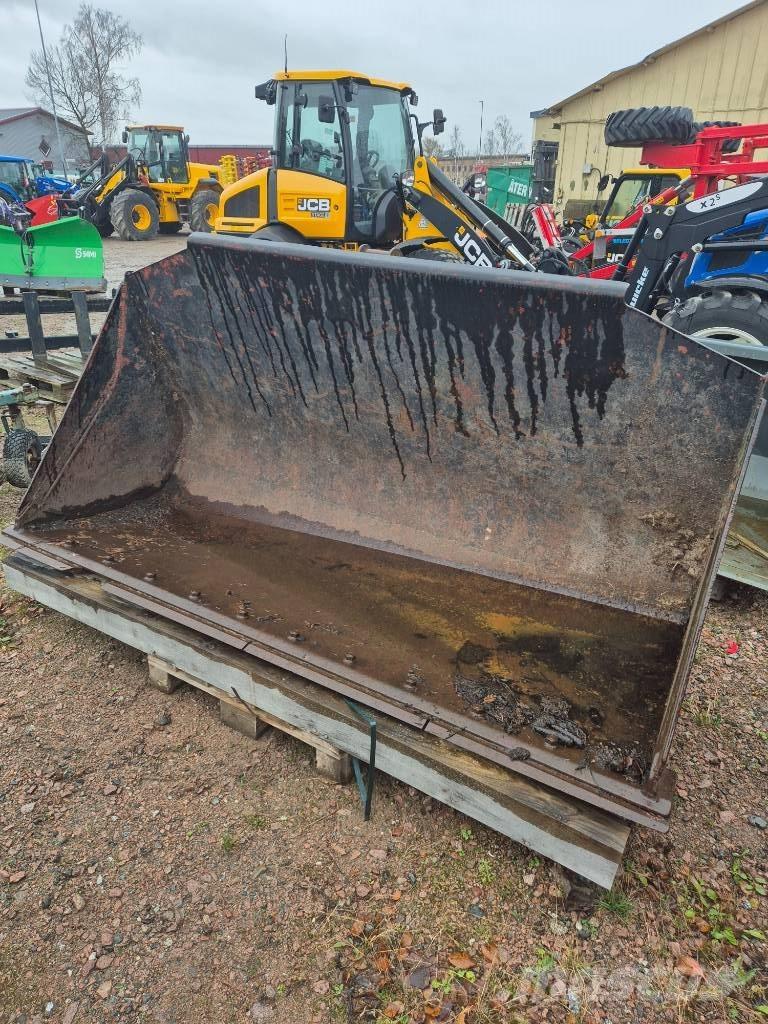  Skopa stora BM Frontladerzubehör